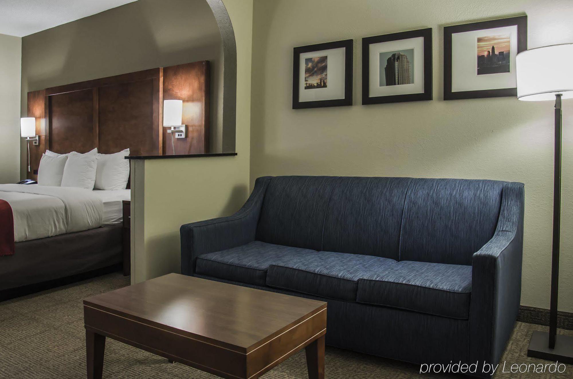 Comfort Suites University - Research Park Charlotte Dış mekan fotoğraf